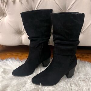 ✨SOLD‼️✨SHEIN Black Heeled Boots